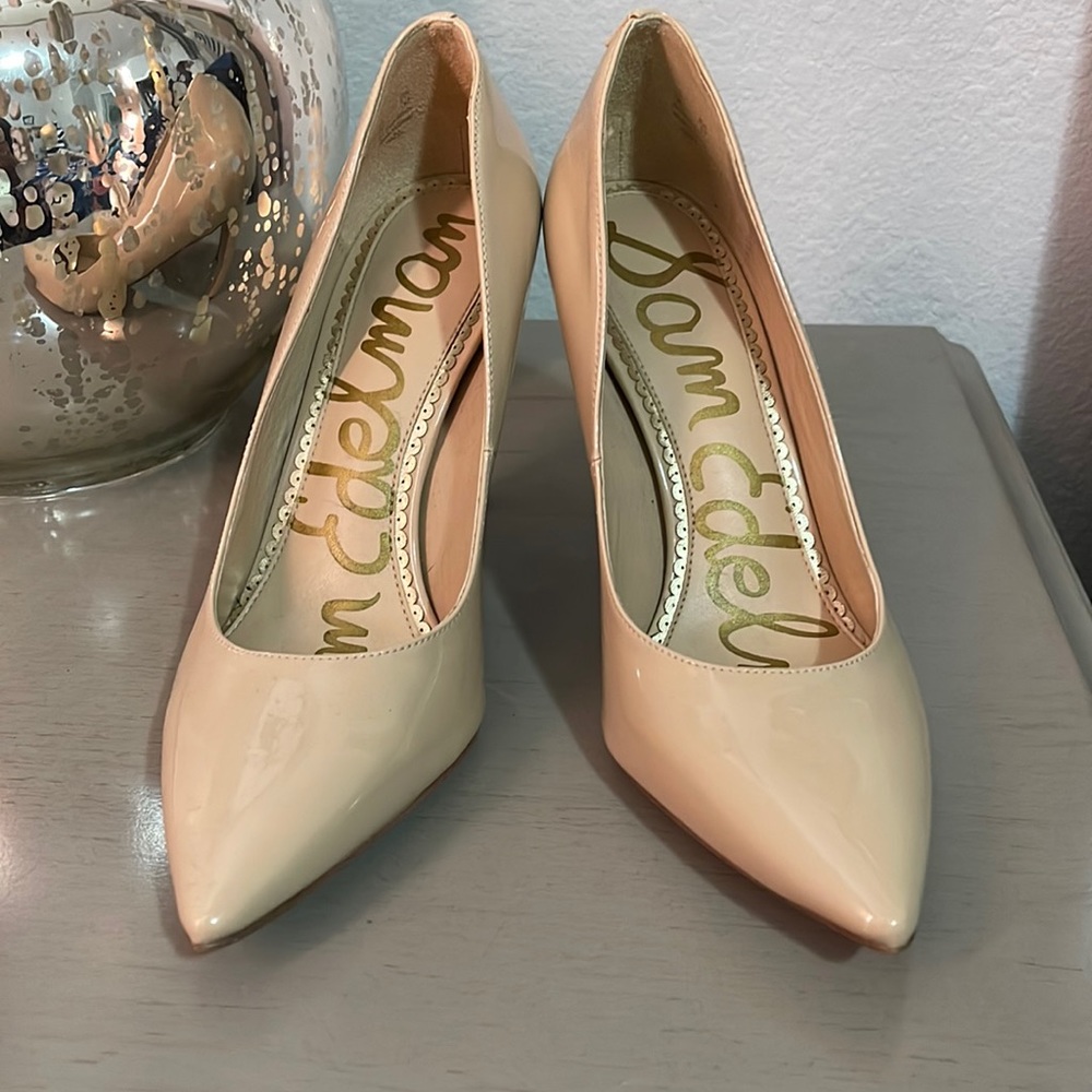 Hazel Pump